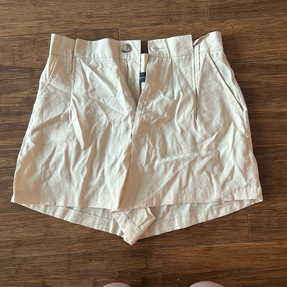 Cream Zara Shorts New with Tags